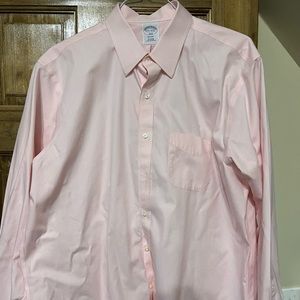 Brooks Brothers Dress Shirt (17 1/2 - 34/35)